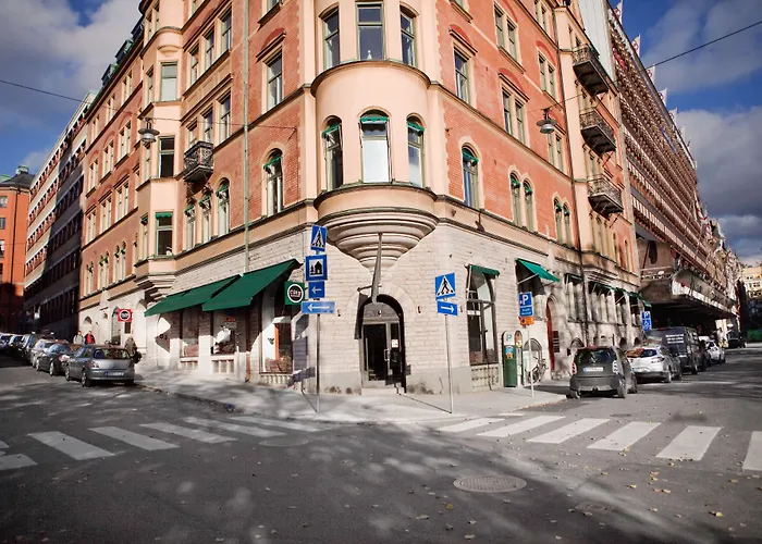 Lodge: City Backpackers Hostel